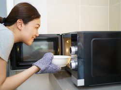 Microwave Ternyata Punya 5 Fungsi Lain Selain Menghangatkan Makanan