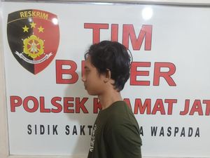 Ancam Bunuh Wanita Pedagang Kopi Pasar Kramat Jati, Pria di Jaktim Diringkus Ancam Bunuh Wanita Pedagang Kopi Pasar Kramat Jati, Pria di Jaktim Diringkus