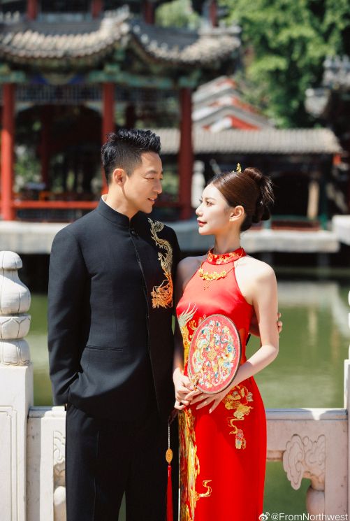 Pernikahan Wang Xiaofei dan Mandy Ma