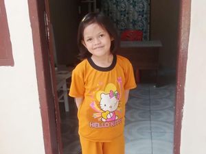 Sahabat Baik, Ayo Bantu Putri Berjuang Sembuh dari Penyempitan Usus