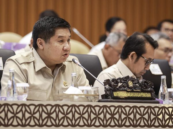 Menteri PKP Bahas Peta Jalan 3 Juta Rumah Bersama DPR RI