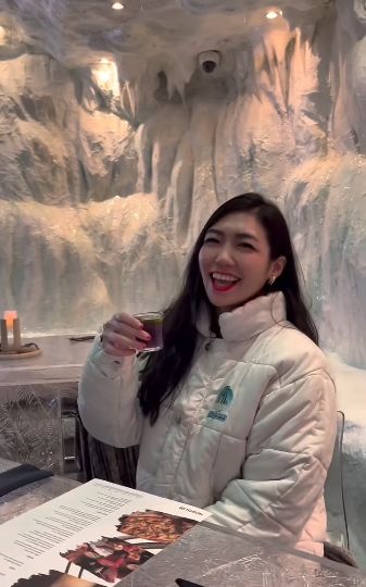 pengalaman di kedai makanan unik sanggup makan bareng penguin penguin