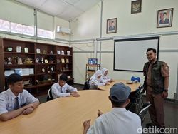 Direlokasi Sementara, Siswa SBLN A Pajajaran Terkendala Fasilitas