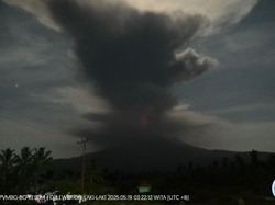 Status Gunung Lewotobi Laki-laki Naik Jadi Awas