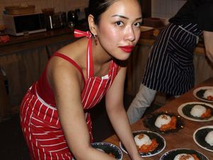 Kisah Chef Rachel Sukses Jualan Ayam Geprek di London Kisah Chef Rachel Sukses Jualan Ayam Geprek di London