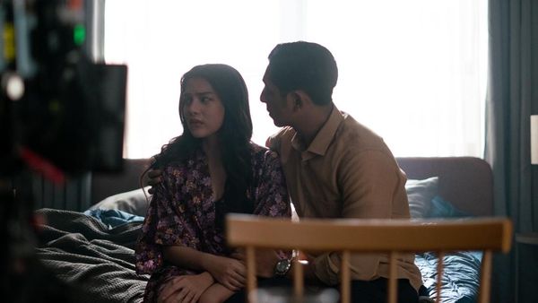Adegan Arya Saloka Tergoda Mahasiswi, Davina Karamoy Memainkan Api