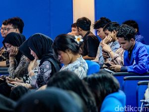 Hadapi Dunia Kerja, Mahasiswa Wajib Kuasai EQ