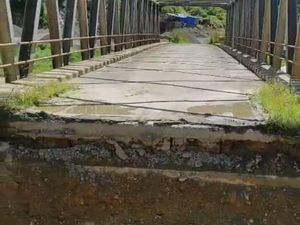 Akses Jembatan Jempolon Malinau-Krayan Putus Akibat Longsor Dipicu Banjir