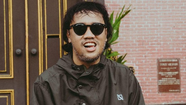 Update Informasi Selebriti InsertLive : Kiki Ucup Aulia Ungkap Alasan yang Bikin Yakin Lakukan Prosedur Vasektomi