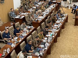 Mendag Ungkap Tarif Trump Bisa Kerek Harga Barang-Banjir Impor