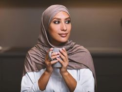 Minum Kopi Bisa Bikin Kecanduan, Bagaimana Pandangan Islam?