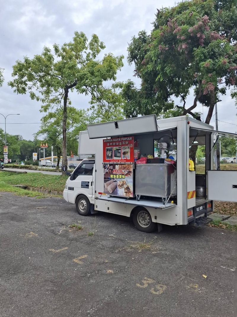Penjual Popiah Ini Dikritik Jualannya Mahal dan Tak Enak, Ini Jawabannya