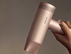 Hair Dryer Terbaru yang Diklaim Bisa Keringkan Rambut Dalam 3 Menit