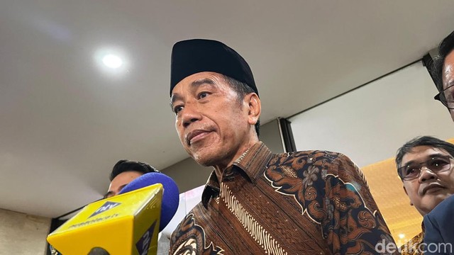 Update Informasi Selebriti InsertLive : Derita Alergi Kulit, Begini Kondisi Terkini Jokowi