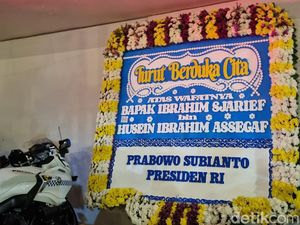 Video Karangan Bunga Prabowo-Mahfud Md di Rumduk Suami Najwa Shihab Video Karangan Bunga Prabowo-Mahfud Md di Rumduk Suami Najwa Shihab