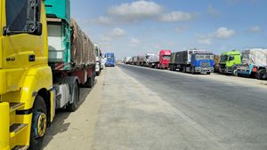 Ratusan Truk Bantuan untuk Gaza Masih Tertahan di Mesir