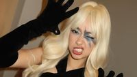 Amor oo na na! Rebecca Klopper Nonton Konser Lady Gaga