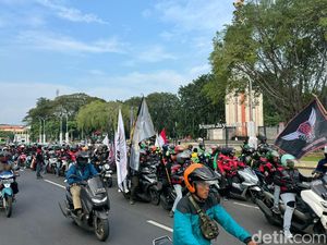 Ojol Sidoarjo dan Malang Demo di Surabaya, Ini Tuntutannya Ojol Sidoarjo dan Malang Demo di Surabaya, Ini Tuntutannya