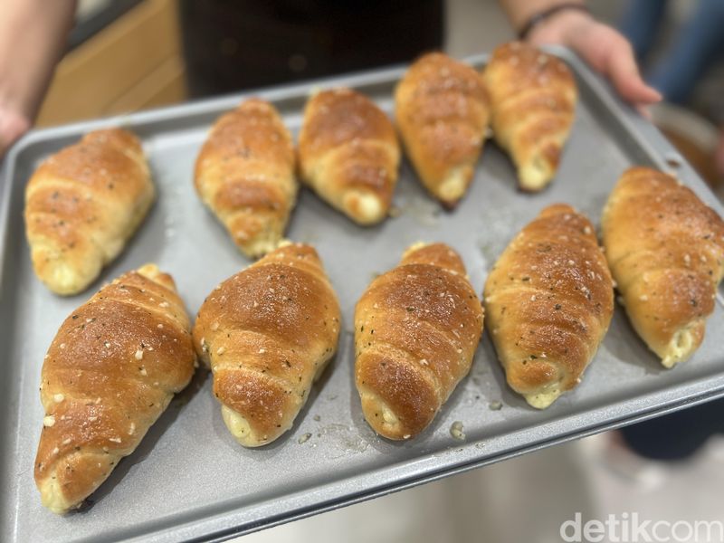 Salt bread