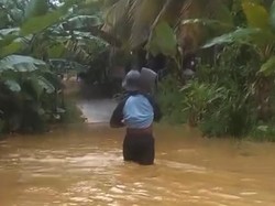 Cuaca Ekstrem, Pangandaran Disergap Banjir dan Pohon Tumbang