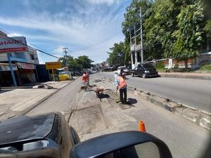 40 Persen Jalan di Bulukumba Rusak, Dinas PU Ngaku Terkendala Anggaran 40 Persen Jalan di Bulukumba Rusak, Dinas PU Ngaku Terkendala Anggaran