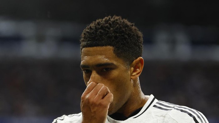 Jude Bellingham Soccer Football - LaLiga - Real Madrid v Celta Vigo - Santiago Bernabeu, Madrid, Spain - May 4, 2025 Real Madrids Jude Bellingham reacts REUTERS/Susana Vera