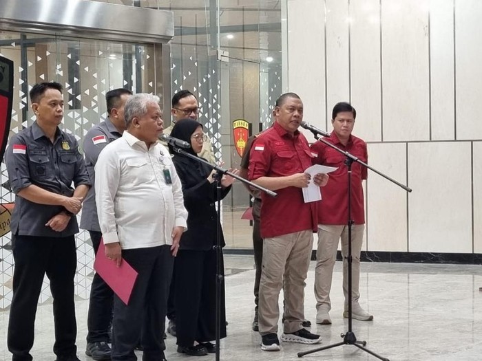 Konferensi pers Kejagung soal penangkapan Bos Sritex, Rabu (21/5/2025). Konferensi pers Kejagung soal penangkapan Bos Sritex, Rabu (21/5/2025).