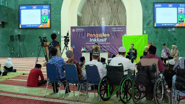 Mahasiswa penyandang disabilitas dan aktivitasnya di Universitas Ahmad Dahlan (UAD). Foto diunggah Rabu (21/5/2025).