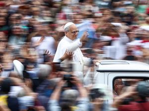 Paus Leo XIV Gelar Audiensi Umum Pertama di Vatikan Paus Leo XIV Gelar Audiensi Umum Pertama di Vatikan