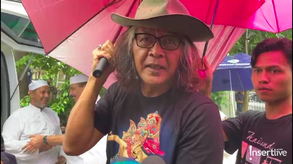Prosesi Pemakaman Jenazah Mendiang Suami Najwa Shihab