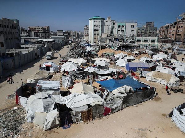 Penampakan Tenda-tenda Pengungsi Palestina di Pesisir Gaza