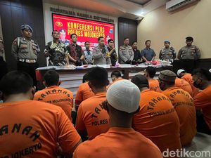 4 Maling Motor, Uang dan Ponsel di Mojokerto Diringkus 4 Maling Motor, Uang dan Ponsel di Mojokerto Diringkus