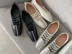 5 Pilihan Sneaker Flats, Sepatu Cantik yang Praktis dan Nggak Membosankan