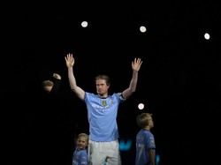 Kenang Momen Haru Kepergian King Kev dari Man City
