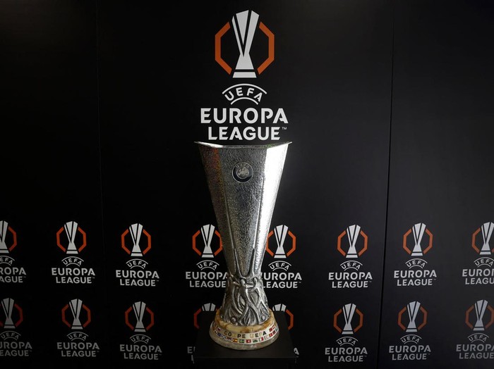 Soccer Football - Europa League Final Preview - Tottenham Hotspur v Manchester United - Bilbao, Spain - May 17, 2025 General view of the Europa League trophy on display in Decathlon sports shop in Bilbao ahead of match REUTERS/Vincent West