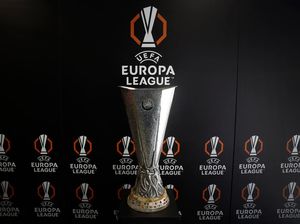 Hasil Drawing Liga Europa: AS Roma Diuji Rangers & Celtic Hasil Drawing Liga Europa: AS Roma Diuji Rangers & Celtic