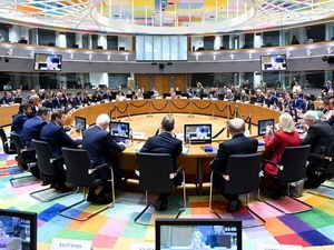 Uni Eropa dan Inggris Kaji Ulang Relasi Dagang dengan Israel