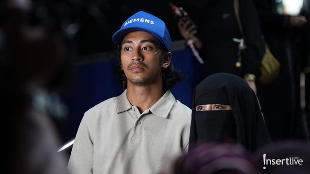 Gosip Terkini Selebriti Insertlive : Umi Pipik Resmi Laporkan Dua Akun Media Sosial yang Hina Dirinya