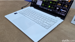 Ini Dia Acer Swift Edge 14 AI, Laptop Ringan Layar OLED 3K