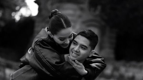 7 Foto Alyssa Daguise-Al Ghazali di Paris, Mesra Usai Pemotretan Prewedding