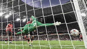 Duh Onana, Masuk tuh Bolanya... Detik-detik Gol Final Liga Europa