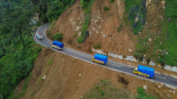 BMKG Peringatkan Cuaca Ekstrem di Jawa Timur, Waspadai Banjir dan Longsor