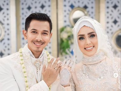 8 Tahun Menikah, Fairuz ke Sonny Septian: Cinta Untukmu Gak Berkurang