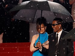 Rumah Diberondong Tembakan, Ada Rihanna dan A$AP Rocky bersama Anak-anak