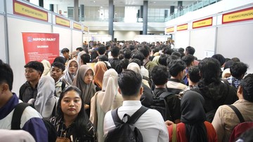Usia Senja, Pelamar Kerja Gigit Jari di Job Fair.