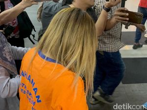 Jatim Sepekan: Laka Maut Malioboro Ekspres-Jan Hwa Diana Tersangka Lagi Jatim Sepekan: Laka Maut Malioboro Ekspres-Jan Hwa Diana Tersangka Lagi