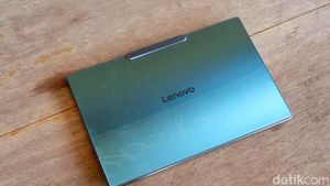 Unboxing Lenovo Yoga Slim 9i: Laptop Kamera Bawah Layar Desain Cantik