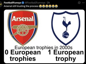 Meme Tottenham Juara Liga Europa, Arsenal Jadi Badut Eropa