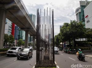 Menanti Janji Pramono Anung Atasi Tiang Monorel Mangkrak