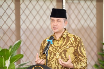 Transmigran Produktif: Kementrans Gandeng Pandu Tani, Masa Depan Gemilang!